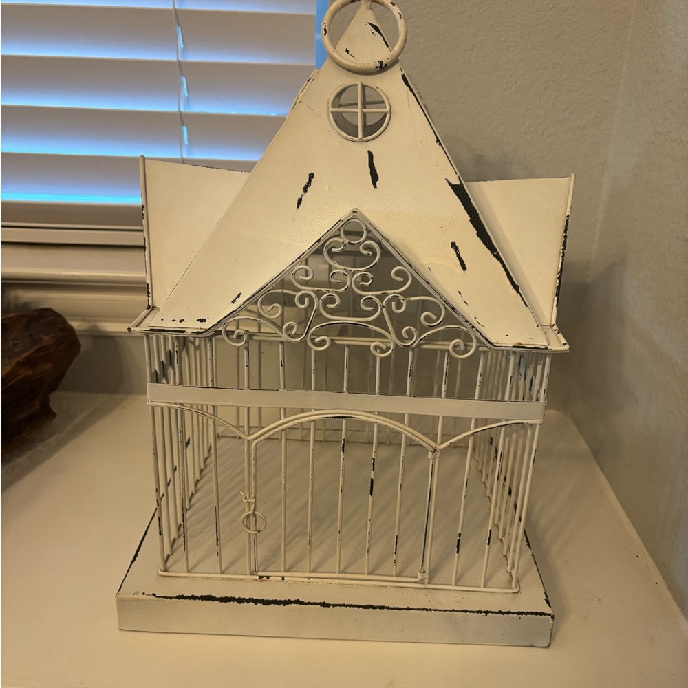 Vintage White Decorative Birdcage